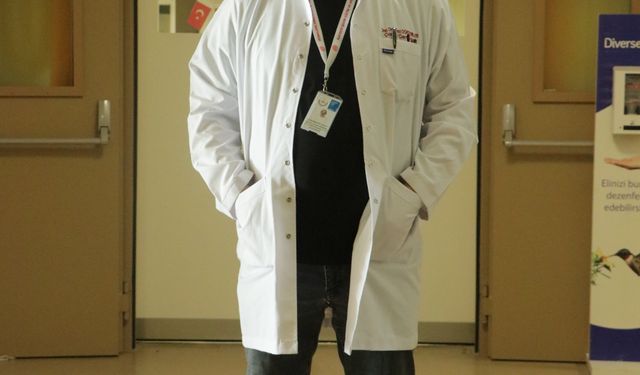 15 aylık bebeğin yemek borusundaki pil ve lego 3 saatte çıkarıldı