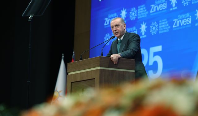 "30 sene önce tarihe gömdüğümüz sabıkalı belediyecilik yeniden hortladı"