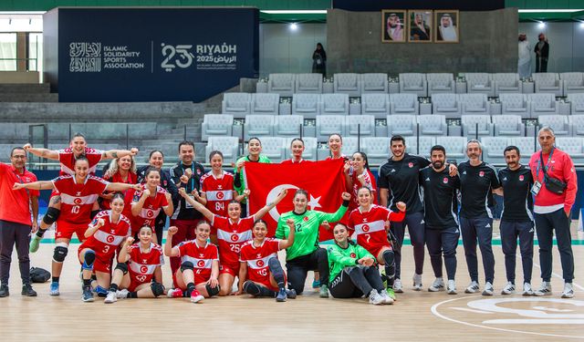 A Milli Kadın Hentbol Takımından Büyük Başarı