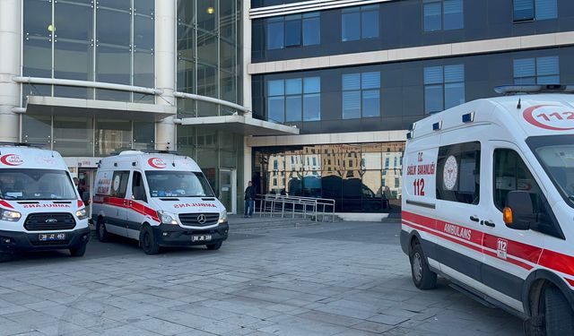 Adliye Önünde Boşanma Davası Sonrası Kavga