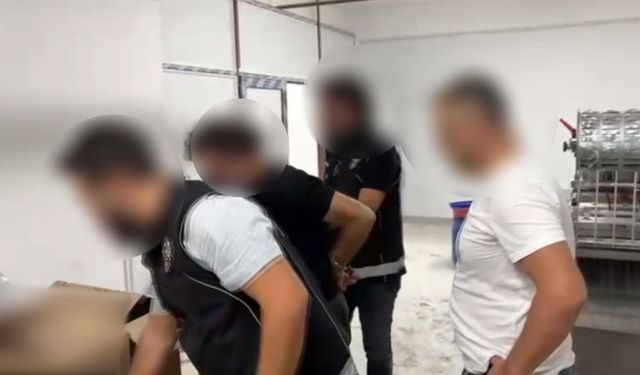 Antalya'da dev uyuşturucu operasyonu; 1 milyon 901 bin hap bulundu