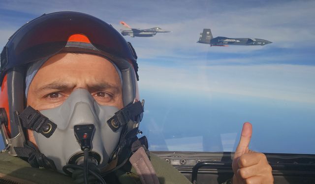 Bayraktar KIZILELMA 'Hava-Hava' Füzesi Başarısı