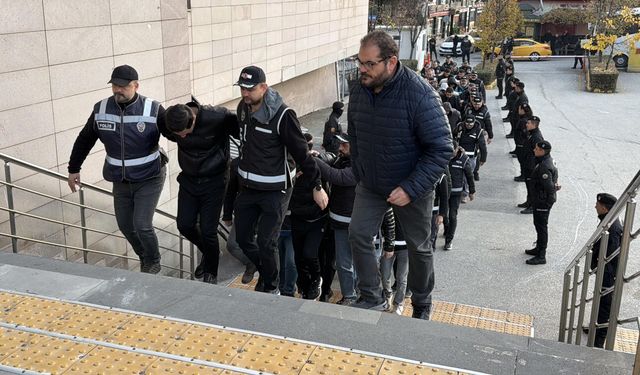 Eskişehir'de suç örgütü operasyonu: 20 gözaltı