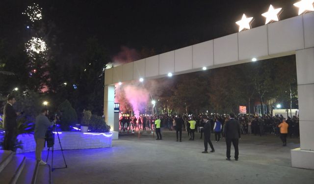 Galatasaray 2 Eksikle Kocaeli'ye Geldi