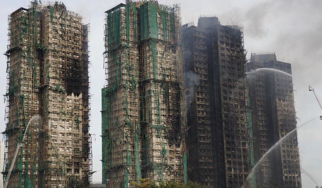 Hong Kong'da hayatını kaybedenlerin sayısı yükseldi