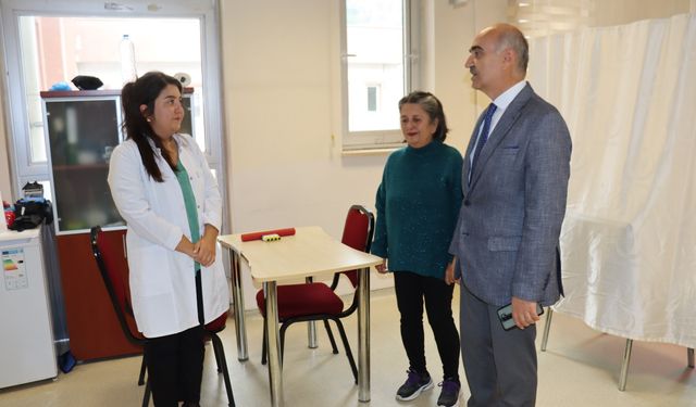 Kızı annesinin böbreğiyle hayata tutundu