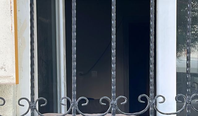 Kocaeli'de binada çıkan yangında 2 yaşındaki Ersin hayatını kaybetti