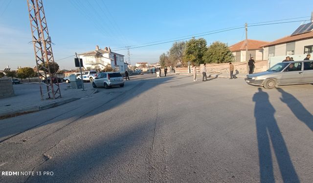 Oğlunun ölümünden sorumlu tuttuğu komşusunu tabancayla vurdu