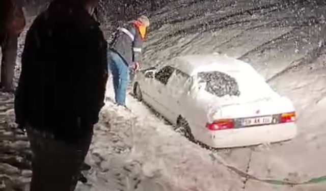 Sivas beyazlara büründü