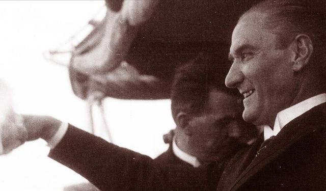 87 Yıl Sonra Aynı Saygıyla: Kurtarıcı Gazi Mustafa Kemal Atatürk