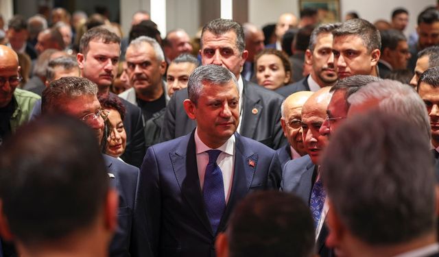 Özel'den KKTC ziyareti