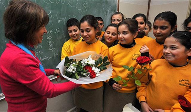 Gelecek Nesillerin Eğitmenlerinin Günü