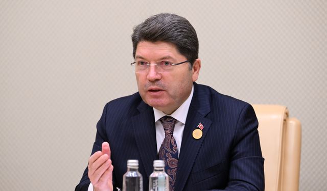 Gürlek'e üstün başarılar diledi