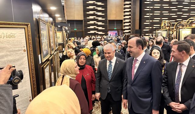 Konya'da 17. Altın Dokunuşlar Sergisi ziyaretçilerini ağırlıyor