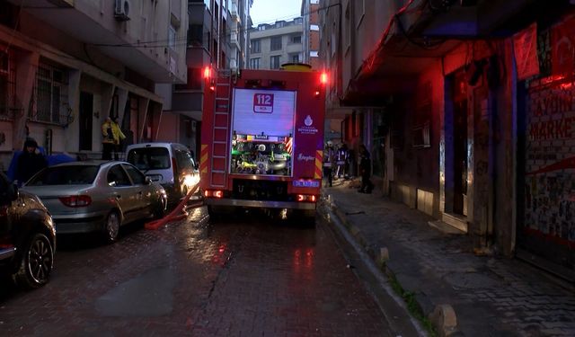 Bahçelievler'de korkutan yangın