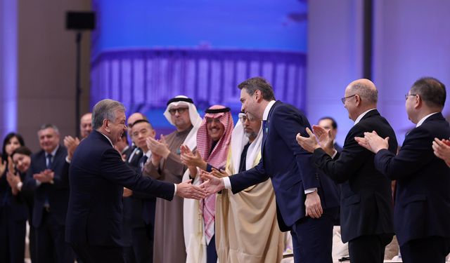 Bakan Bayraktar, Özbekistan'a gitti