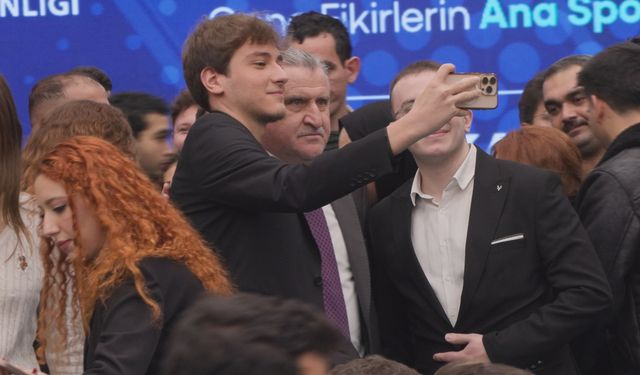 “Bu ülkenin geleceği sizler olacaksınız”