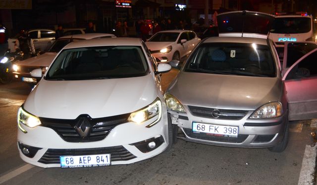 Emniyet Müdürü Yardımcısının aracına çarptı