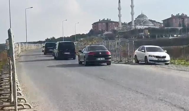 Özgür Özel Silivri'ye gitti