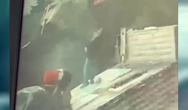 TIR' dorsesinde çalışırken yıldırım çarptı