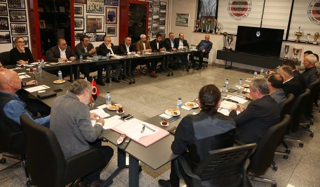 Gençlerbirliği yönetiminde görev dağılımı yapıldı