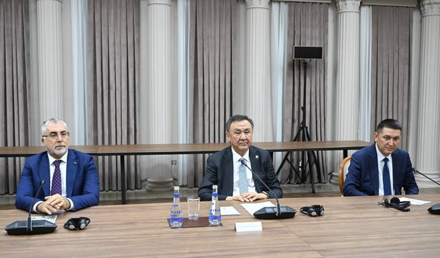 Bakan Işıkhan ve Asadov görüştü