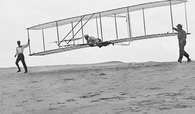 Wright Kardeşler'in 12 Saniyelik Devrimi