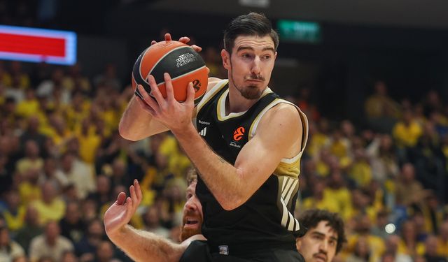 Nando de Colo Yeniden Fenerbahçe'de