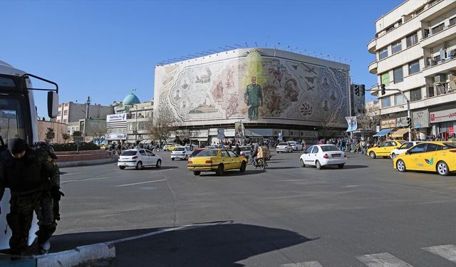 Tahran'da sokağa çıkmayın uyarısı