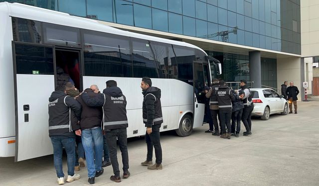 Bursa'da molotoflu saldırı