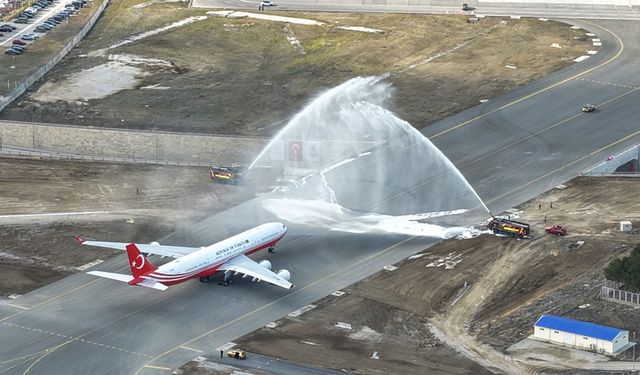 Cumhurbaşkanı Erdoğan Esenboğa Havalimanı'nın 3. pistinin açılışını yaptı