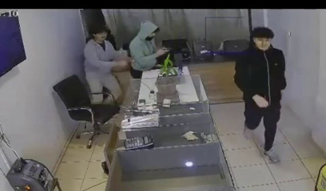 Hatay'da 3 Dakikada 3 Kilo Altın Çaldılar