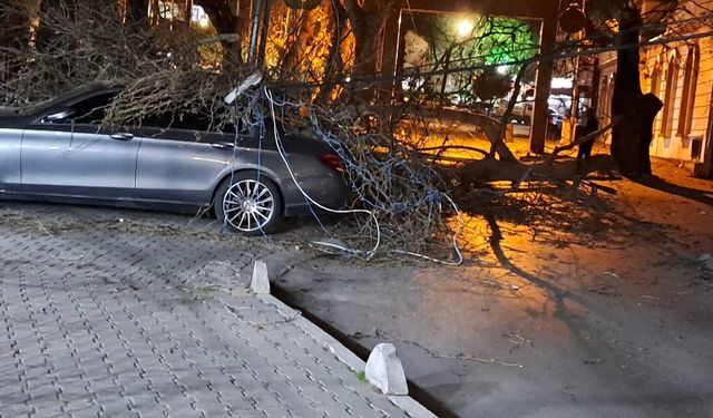 İzmir’de Hava Alarmı: Meteoroloji Uyardı