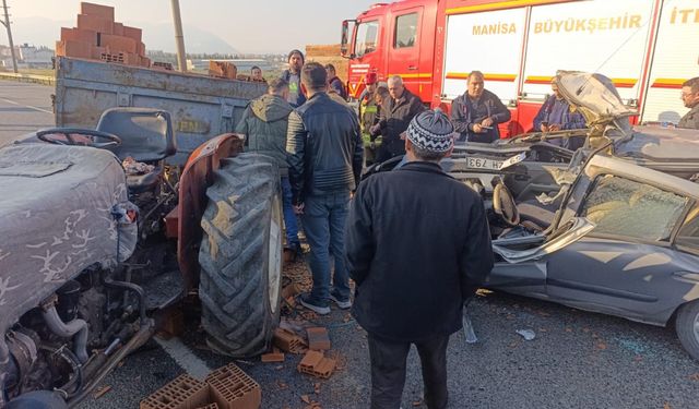Manisa'da feci traktör kazası!