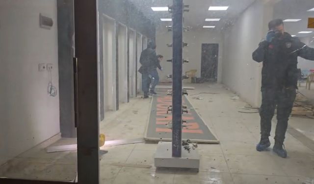 Mardin'de 4 işyerine otomatik silahla saldırı