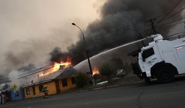Şili'deki orman yangınlarında 18 hayatını kaybetti
