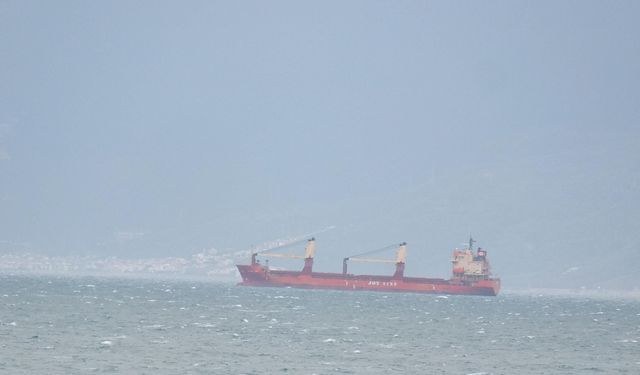 Yük gemilerine fırtına engeli