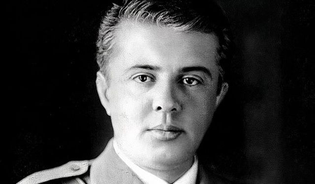 Adriyatik’in Aşılmaz Duvarı: Enver Hoca