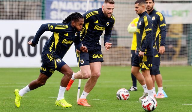 Fenerbahçe’nin Süper Kupa Kamp Kadrosu Açıklandı