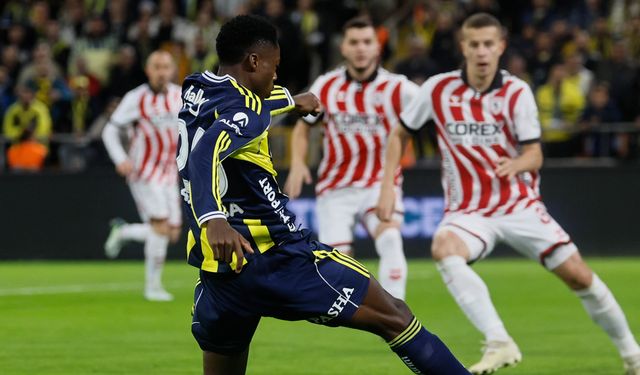 Musaba Asistleri yaptı Fenerbahçe Süper Kupa’da Final Biletini Aldı