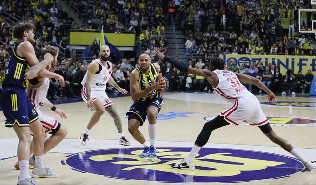 Fenerbahçe Beko’dan Kritik Galibiyet: Olympiakos’u 88-80 Mağlup Etti