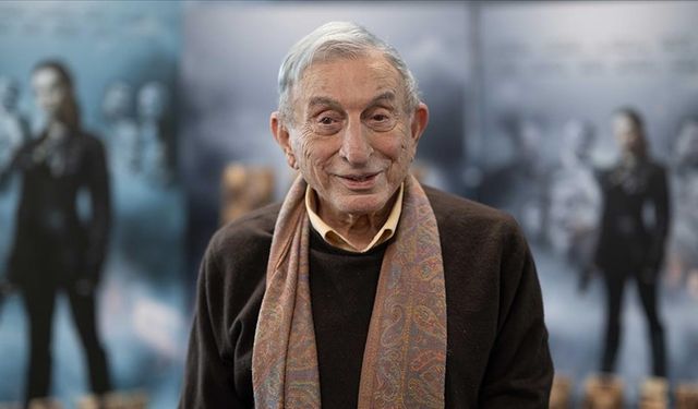 Hangi Ünlü İsim Haldun Dormen'in Cenazesinde Bayıldı?