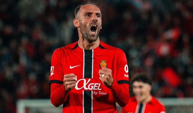 Fenerbahçe'de İlk Transfer: Vedat Muriqi Geliyor