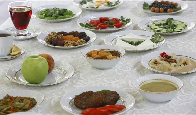 Sağlık Bakanlığı'ndan 'ramazanda sağlıklı beslenme önerileri'