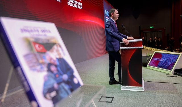 '11 ile Bir Çivi Çakmayan Partinin Genel Başkanı Olarak Tarihe Geçeceksiniz'