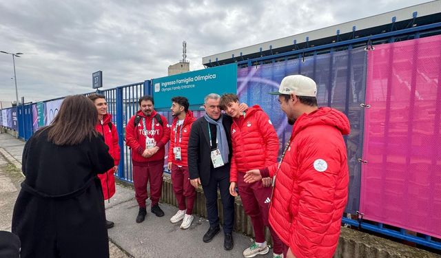 Bakan Bak’tan milli sporcuları ziyaret