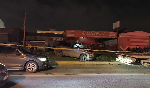 Cip refüjde bekleyenleri ezdi