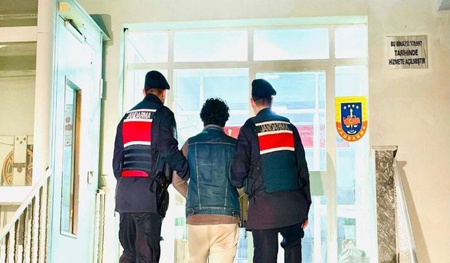Farklı suçlardan aranan 2 firari hükümlü JASAT tarafından yakalandı