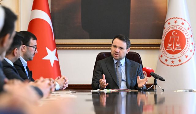 "Güçlü toplum, güçlü Türkiye'nin temelidir"