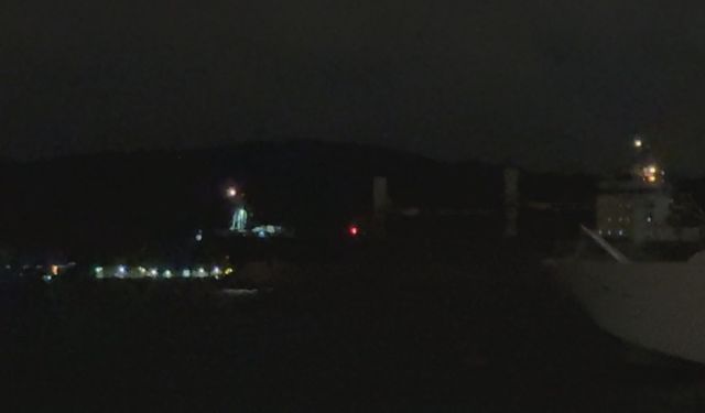 İstanbul Boğazı'ndaki yük gemisi kurtarıldı